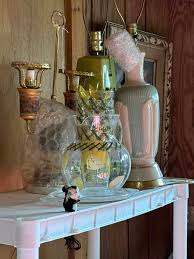 What is the value of this Aladdin lamp?