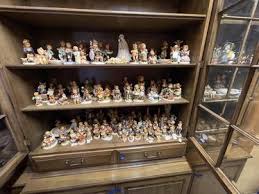 Hummel ~ Online Auction