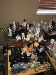 Huge lot of vintage Avon Bottles perfume – cologne very rare and hard to find – unique Great condition awesome price for Sale in Manteca, CA - OfferUp