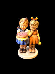 Hummel Goebel Figurine “ Happy Birthday “ 5 1/4” T W Germany ...