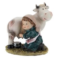 Milkmaid in resin, modern 9 cm nativity | online sales on ...