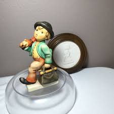 hummel #7/0 “Merry Wanderer” and wall plaque. Excellent ...