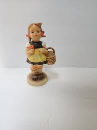 Vintage 1962 MJ Hummel Goebel #9810 SISTER Figurine 5.5" | eBay