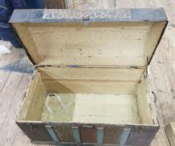 Antique Dome Steamer Trunk Metal w Tray Insert 30" Tall 19 ...