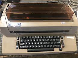 VINTAGE IBM CORRECT SELECT II ELECTRIC TYPEWRITER | eBay