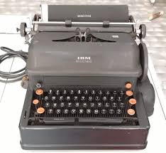 IBM ELECTRIC EXECUTIVE DEL 1942 OLD & RARE IBM TYPEWRITER | eBay