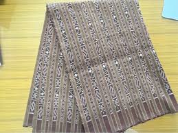 ผ้าไหมสีธรรมชาติ