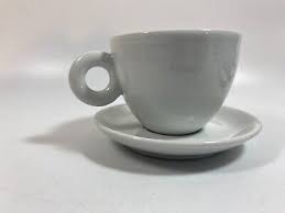 Illy Cappuccino Cup & Saucer White w/ Red Logo Ring Handle IPA Made in Italy EUC | eBay