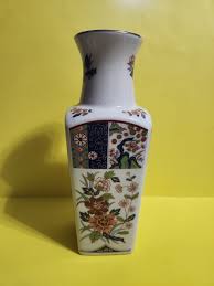 Large Takahashi Porcelain Floral Vase With Gold Accents ...