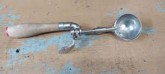 Antique Indestructo #4 Ice Cream Scoop Great Condition Rare ...