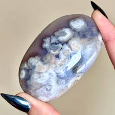 Black Flower Agate Palm Stones - You Choose – Dreamy Crystals