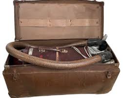 Vintage French Progress Mod 3 220V Vacuum Cleaner Carpet Cleaning Machine Nearly Antique Cased Boxed Circa 1940-50's / EVE - Etsy Denmark