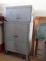 1940's Craftsman Toolbox repaint | The Garage Journal