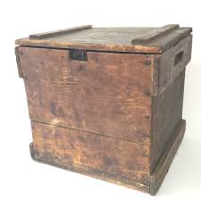 Antique QUEEN CITY Wooden Egg Case Box Hinged Lid RB Dunning ...