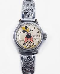 1937 Mickey Mouse Ingersoll Wristwatch - ID: aprdisneyana18077 | Van Eaton Galleries