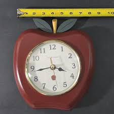 Vintage Ingraham Wooden Apple Battery Operated Quartz 9.5 ...
