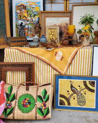 Still photos of this week's thrift haul part 2!π»π Dm for pricing and availability @retrowanderlust