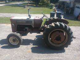 Hi I'm new to international tractors, this is my new to me b275