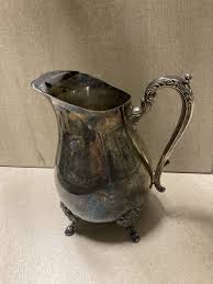 Vintage Oneida Silver Plated Floral Style 4 Footed Ice Lipped Water Pitcher | eBay