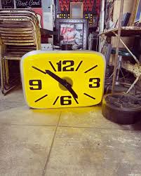 Huge Vintage Light Up Clock for Sale in Los Angeles, CA ...