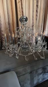 Beautiful 8 Bulb Chandelier!