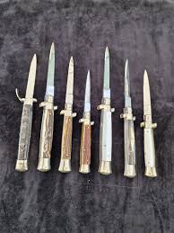 Good evening everyone. Some old knives from my collection ...