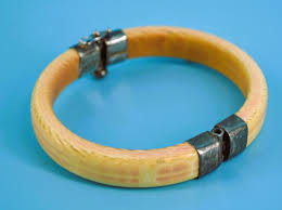 Sold at Auction: VINTAGE IVORY AFRICAN BRACELET