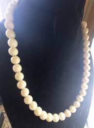 Vintage 60s Lucite Cream White Beads, Round Imitation Horn ...