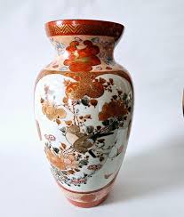 Antique Kutani Porcelain Vase rare Japanese | EstateSales.org