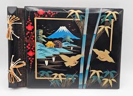 Vintage Japanese Asian Themed Lacquered Photo Album ...