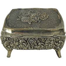 BEAUTIFUL Vintage Metal Jewelry Box,Lovely Footed Trinket ...