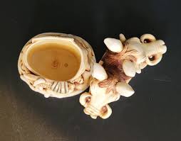 Warthogs Harmony Kingdom Mud Bath Made in England Box and ...