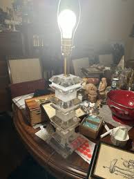 Vintage 70's Mid Century Modern Clear/Frost Pagoda Style Lucite Table Lamp MCM | eBay