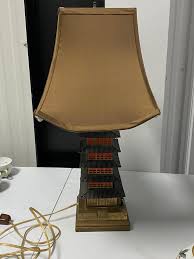 Japanese Art Deco Pagoda Lamp, 20th Century For Sale at 1stDibs