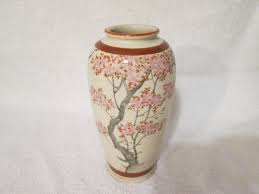 Antique Asian Japanese Signed Satsuma Vase | eBay