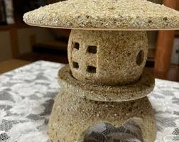 Buy Toro Japanese Lantern Arita Porcelain Craft Zen Garden, Yard Decor,garden Statue,h25cm Online in India - Etsy