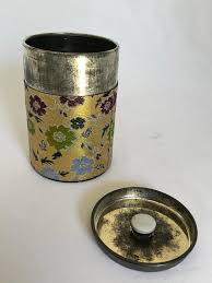1960's Japanese Tea Caddy Tin Canister For Sale at 1stDibs | japanese tea canister, teavana tea canister
