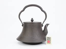 Fuji Cast Iron Kettle: Japanese Tetsubin Teapot, 1.4L - Etsy