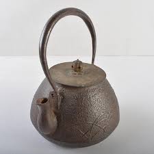 Buy Japanese Vintage Ryubundo Iron Kettle | Jewel-shaped Tetsubin With Autumn Grass Motif | Sencha Utensils | Meiji-taisho Era Online in India - Etsy