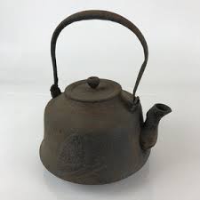 Antique C1880 Japanese Cast Iron Tetsubin Kettle Teapot Nanbu Tekki Ya | Online Shop | Authentic Japan Antiques