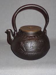 Large Antique RYUBUNDO Tetsubin Signed Bronze Lid Cast Iron ...