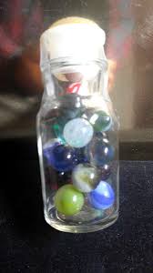 MARBLES 19 IN A VINTAGE SPICE JAR | eBay