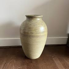 Large Pier One Ceramic Urn (LR-RG) | EstateSales.org