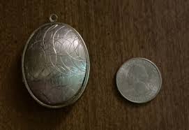 Vintage Jewelry Extra Large 2 Inch Silver Tone Photo Locket ...