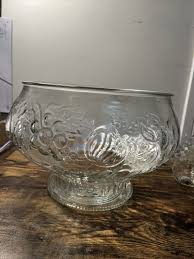 VINTAGE JEANETTE GLASS PUNCH BOWL CUPS FRUIT DESIGN 8 CUP ...