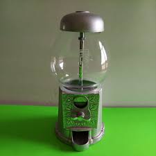 Vintage UPS Carousel Silver Quarter Gumball Vending Machine ...