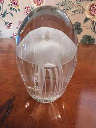 Vintage White Jellyfish UV Reactive Art Piece GLOWS! - Etsy