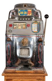 Sold at Auction: O.D. Jennings 10 Cent Club Chief Slot Machine With Stand.