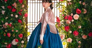 Black Label Hanbok & Outdoor Snaps & Hanok Studio Experience ...