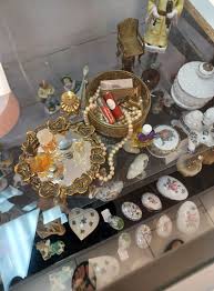 If you haven't stopped by, now is a good time. Store is full ...